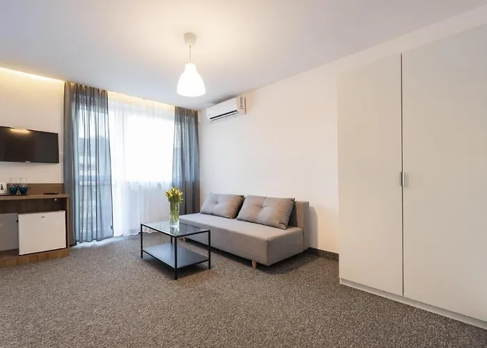 Amare 3* 포비에로보