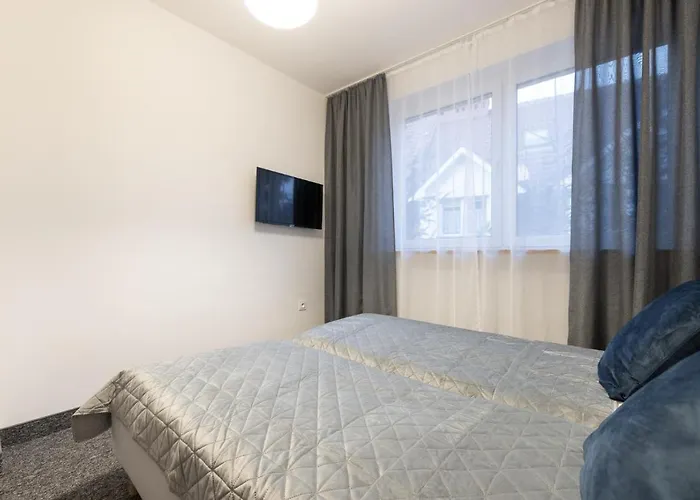 Amare 3* 포비에로보